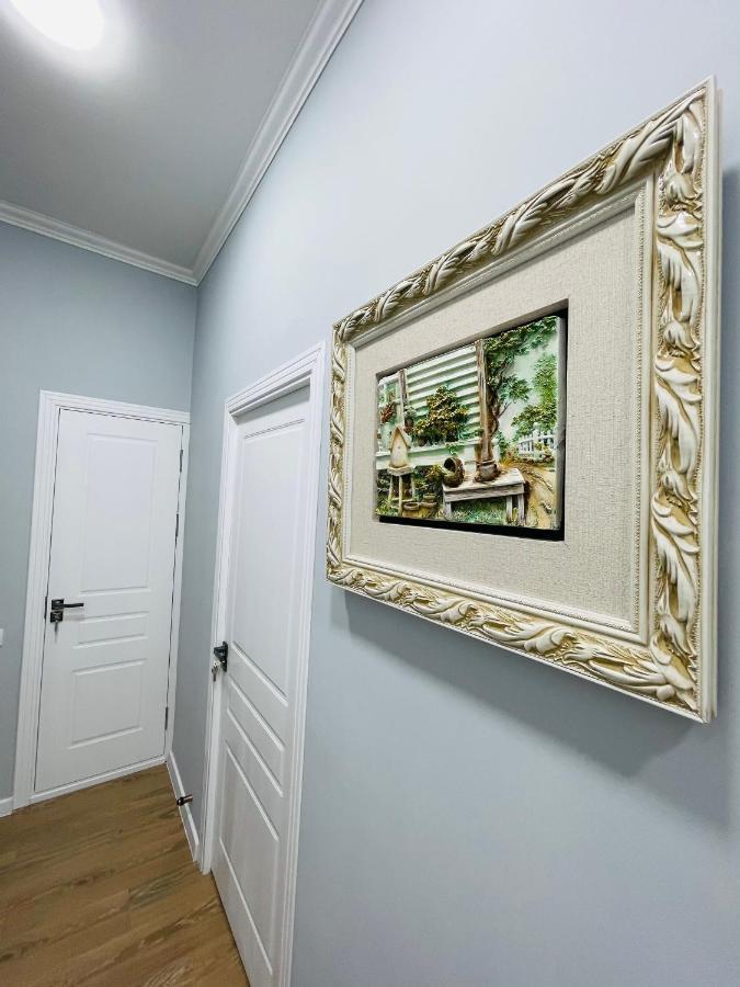 Amir Temur Apartment In Center After Renovation Taskent Exterior foto