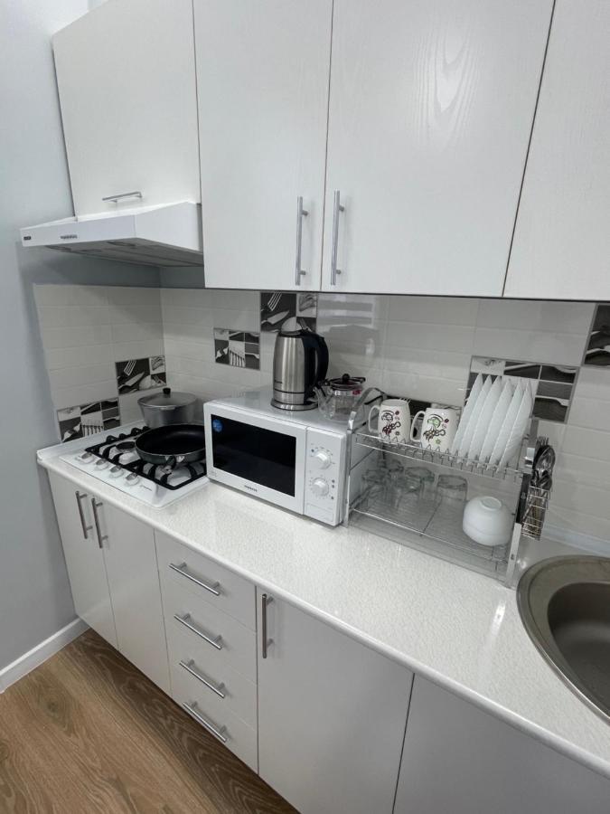 Amir Temur Apartment In Center After Renovation Taskent Exterior foto